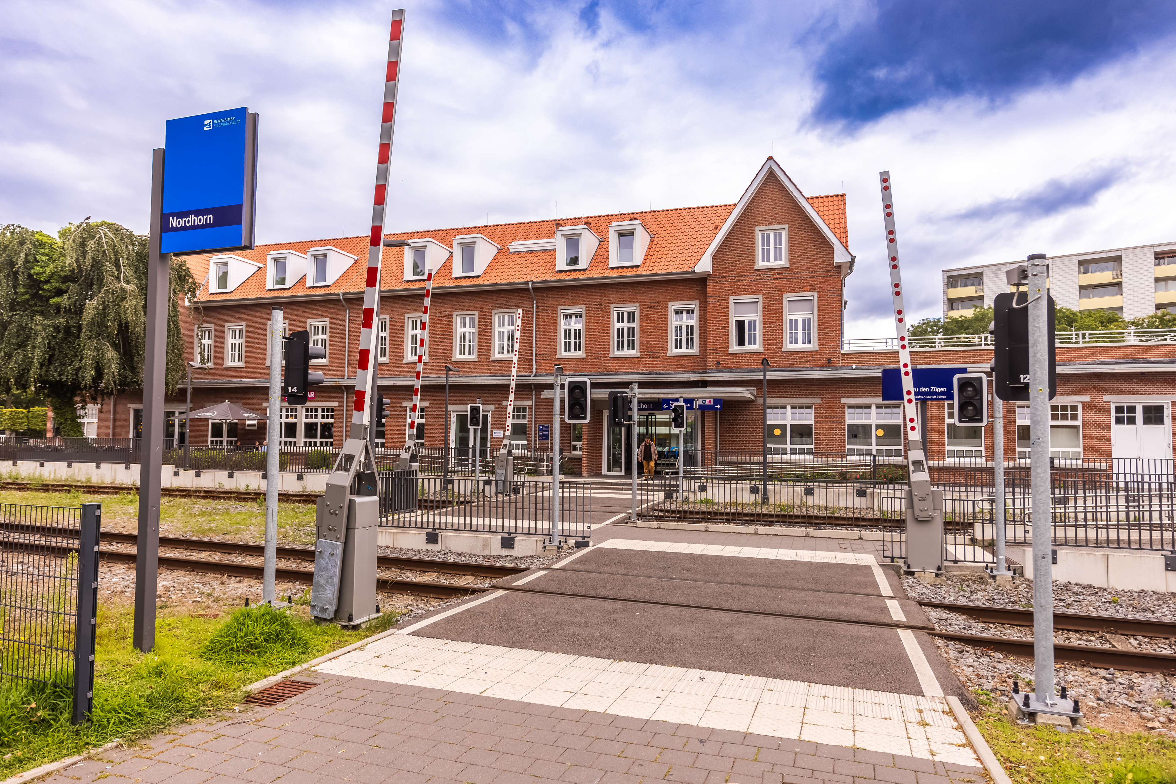 Bahnhof Nordhorn mit Bahn&uuml;bergang